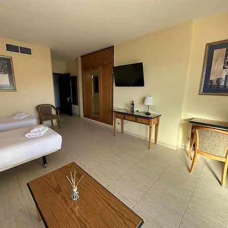 Estudio Pyr Privado Con Vistas Al Mar